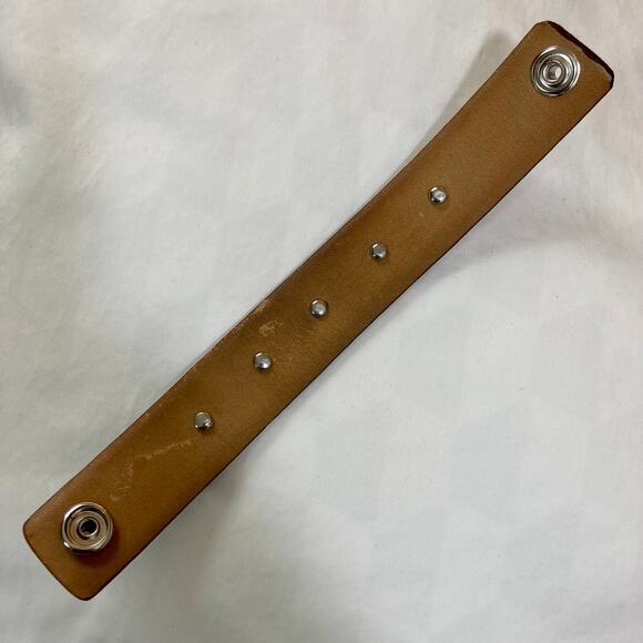 Upcycled crystal leather cuff bracelet made from glove tanned cowhide belt - Picture 3 of 7